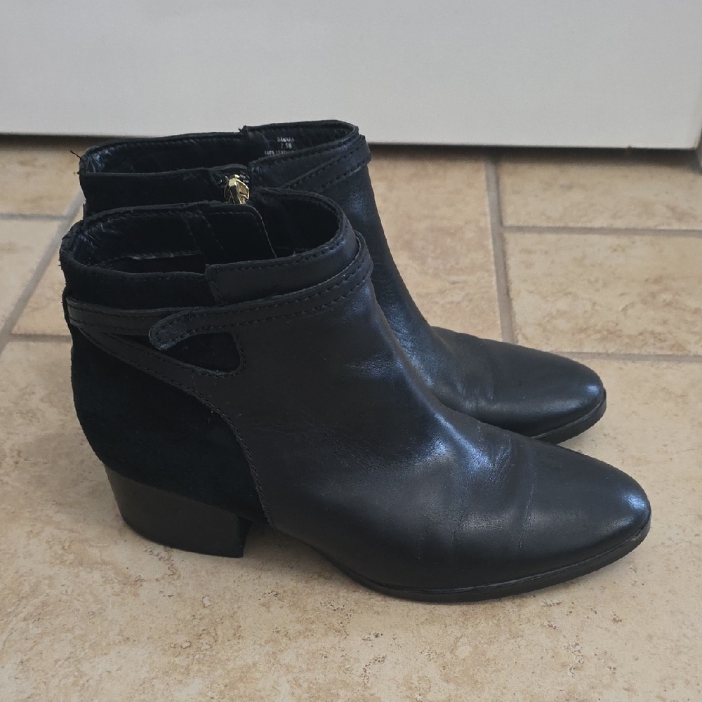 Ralph Lauren Black Leather Suede Gold Zip Ankle Bootie Size 7.5 B